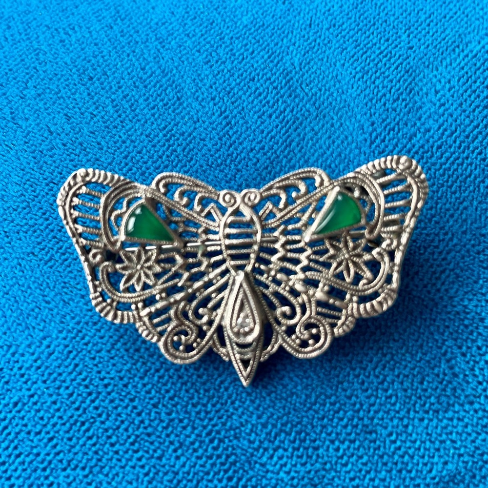 Vintage Sterling Silver Filigree Chrysoprase Moth Brooch